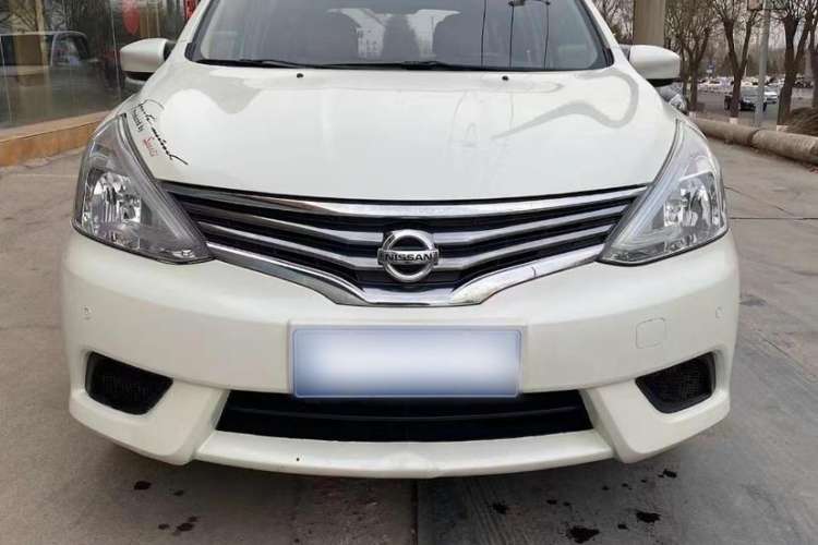 Used Nissan Livina 2015 1.6XE Manual Comfort Edition
