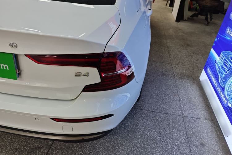 Used Volvo S60 2023 B4 Zhiyuan Luxury Edition