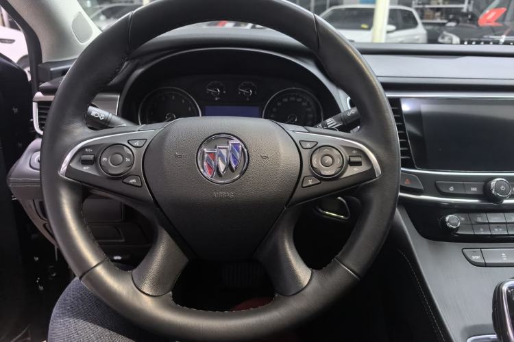 Used Buick LaCrosse 2022 652T Luxury Version Trunk