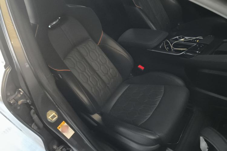 Used Changan UNI-T 2022 1.5T Prestige Version
