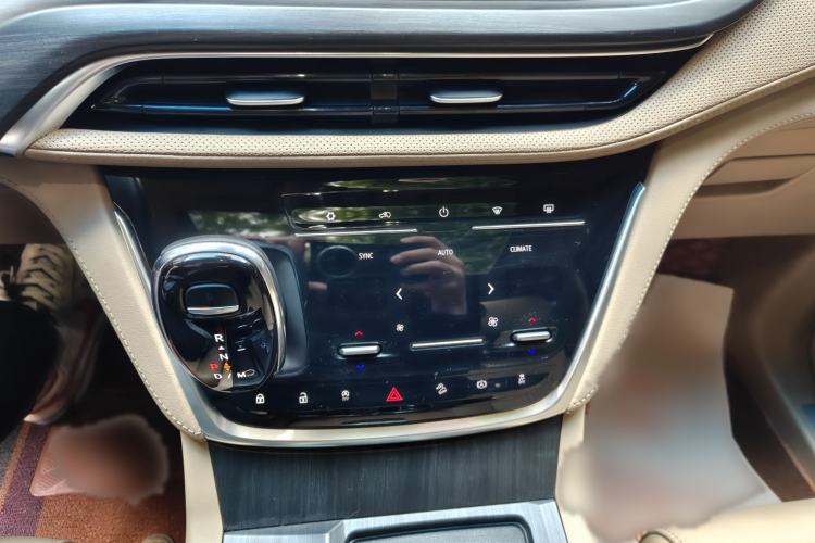 Used Buick GL8 2021 ES Land Cruiser 653T Flagship Model
