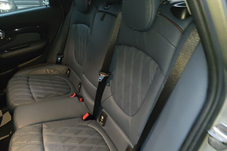 Used MINI Clubman 2016 Revised Version 2.0T COOPER S Connoisseur Edition
