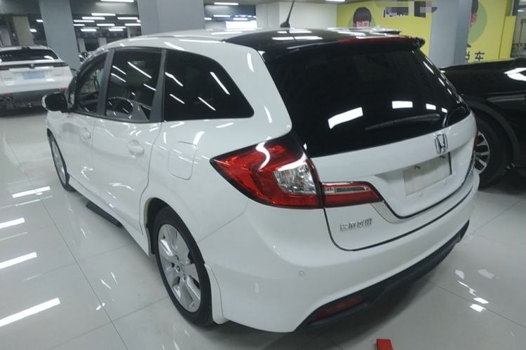 Used Honda Jade 2013 1.8L automatic Comfort version 5 seats
