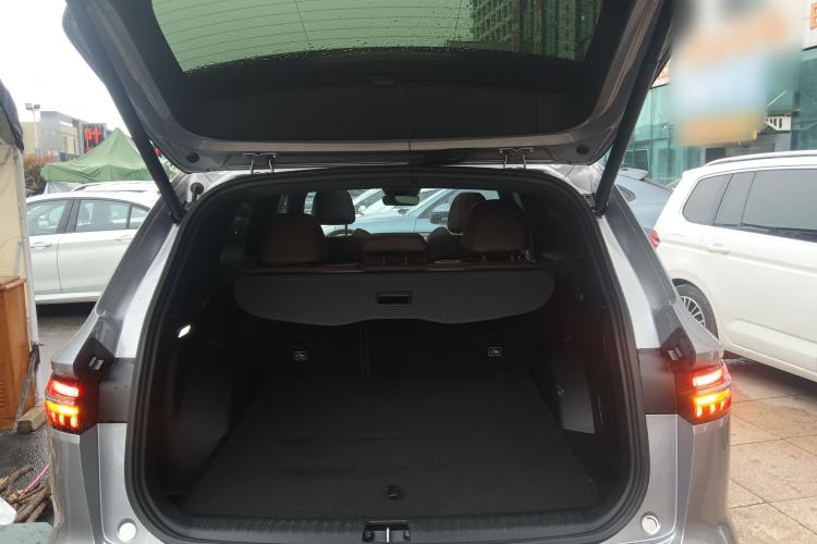 Used Geely Auto Monjaro L 2021 2.0TD DCT EVO Two-Wheel Drive Smart Luxury Version Trunk