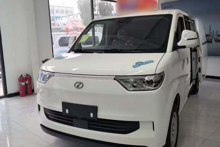 Used Ruichi EC75 2026 Model Freight Vehicle Smart Driving Ultra-Charging Edition Pioneer I