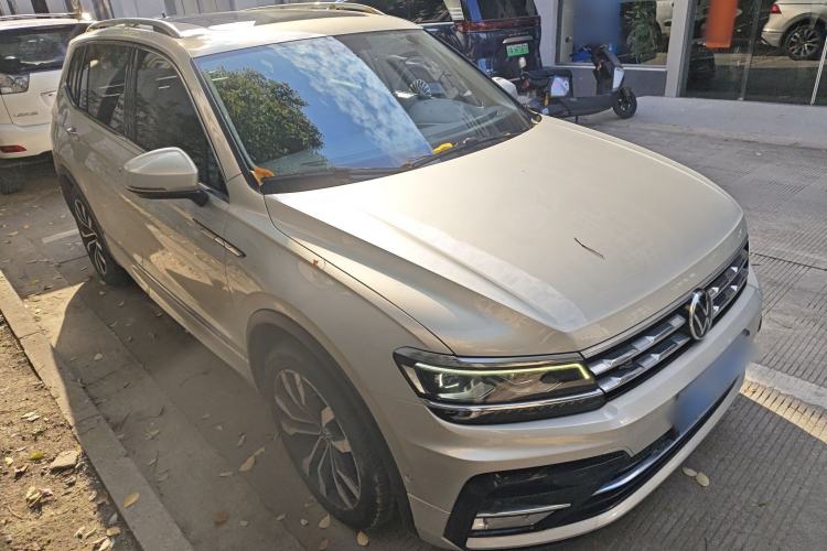 Used Volkswagen Tiguan L 2021 330TSI Automatic Two-Wheel Drive R-Line Flagship Edition
