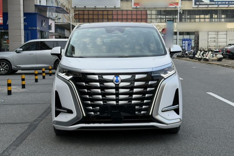 Used Denza D9 2022 DM-i 970 Four-Wheel Drive Flagship Model