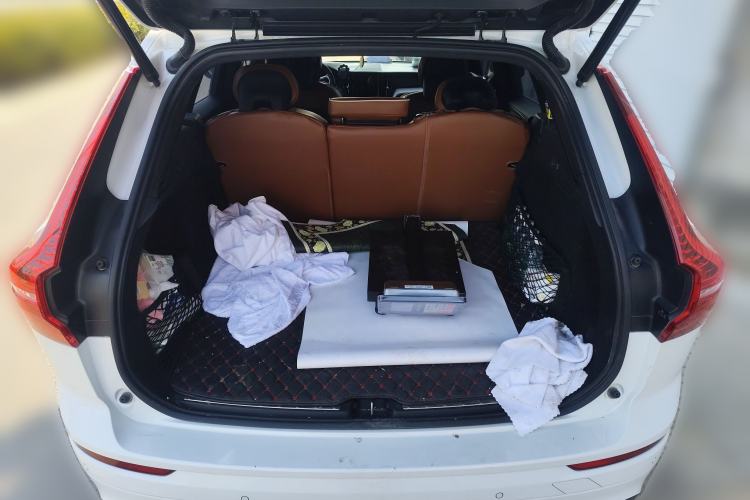 Used Volvo XC60 2019 T5 4x4 Smart & Dynamic Sport Edition China VI Standard