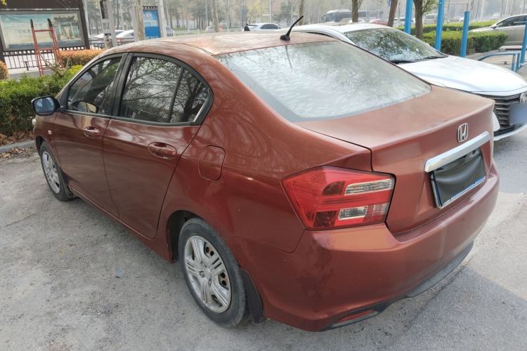 Used Honda City Classic 2012 1.5L manual Comfort version
