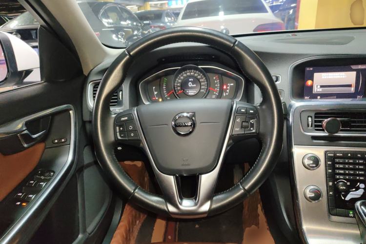 Used Volvo S60 2019 S60L Facelift T5 Intelligent Advanced Edition