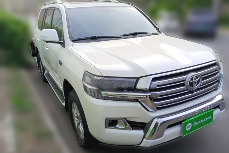 Used Toyota Land Cruiser  Front Right 45 Deg