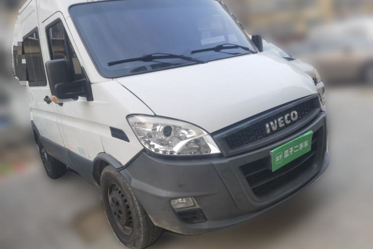 Used Iveco Power Daily 2017 2.5T Classic A32 Mid-Roof 6-7 Seater Bus 47Z5
