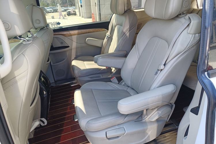 Used Buick GL8 2017 ES 28T Comfort Model China V Standard Left Rear Seat