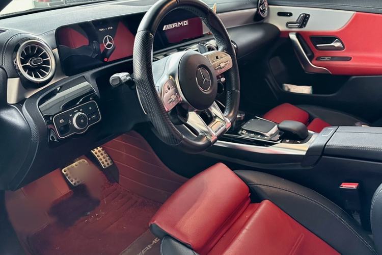 Used Mercedes-Benz CLA AMG 2023 AMG CLA 35 4MATIC Interior 1