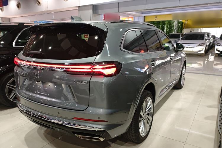 Used Buick Envision 2024 Encore Plus AWD Avenir
