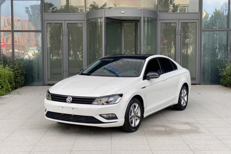 Used Volkswagen Lamando 2017 230TSI Manual Trend Edition