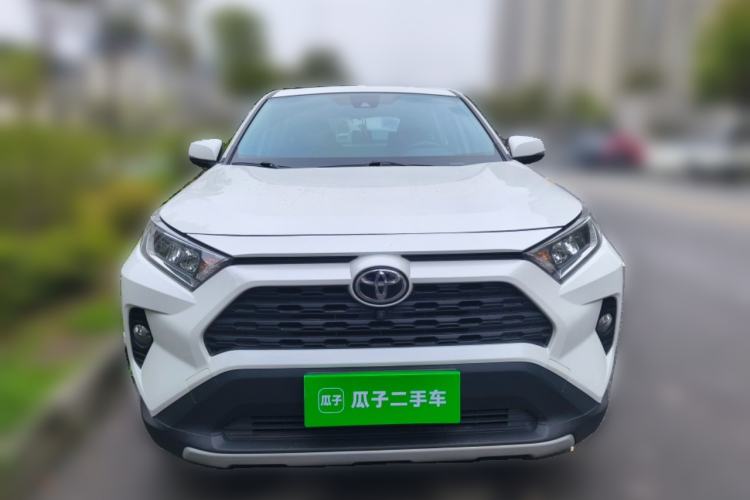 Used Toyota RAV4 2021 2.0L CVT Two-Wheel Drive Fashion PLUS Edition
