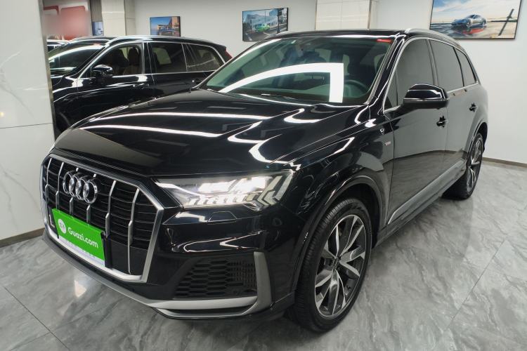 Used Audi Q7 2021 55 TFSI quattro S line Sport model