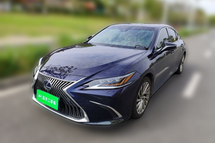 Used Lexus ES 2018 300h Executive Version China V Standard