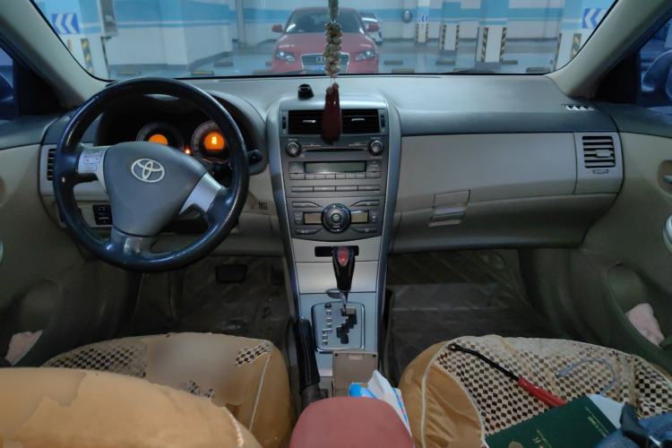 Used Toyota Corolla 2008 1.8L Automatic GL-i Sunroof Special Edition Center Console