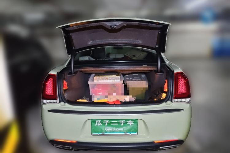 Used Chrysler 300C 2016 3.0L Supreme Edition Trunk