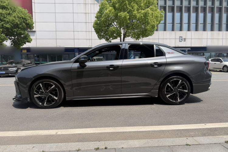 Used Lynk & Co 03 2023 1.5TD DCT JingPro
