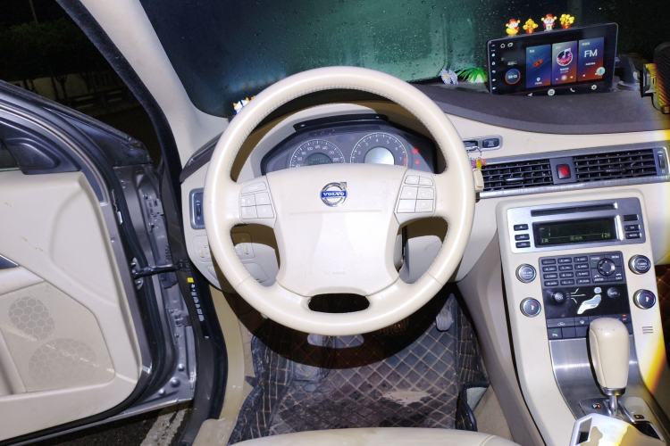 Used Volvo S80L 2009 2.5T Zhiya Edition Steering Wheel