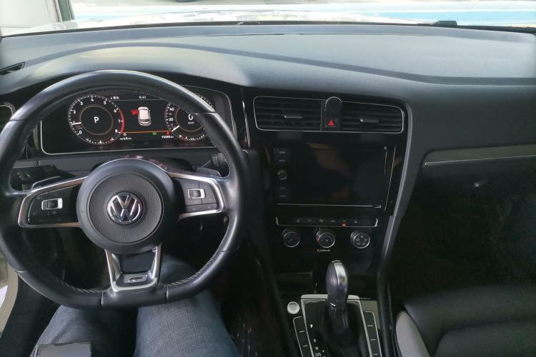 Used Volkswagen Golf 2019 280TSI DSG R-Line China VI Standard
