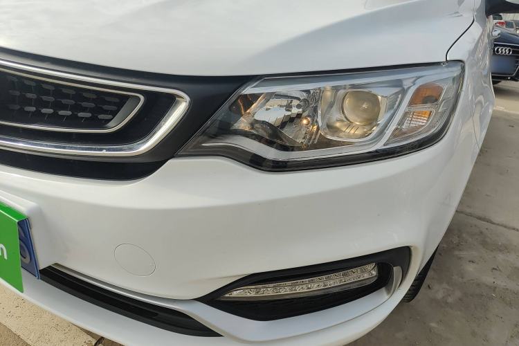 Used Geely Auto Vision 2019 Upgraded Model 1.5L CVT Luxury Version China VI Standard
