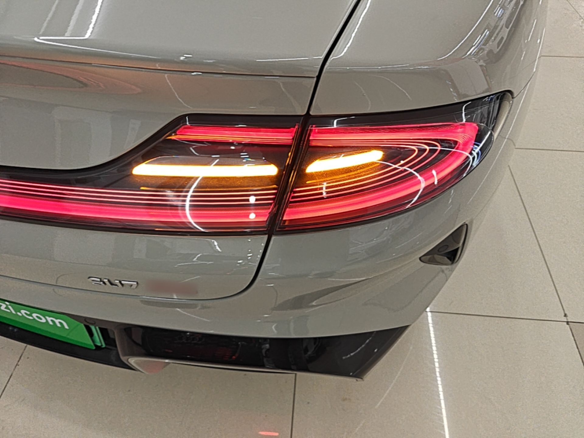 Xiaomi Auto SU7 2024 Four-Wheel Drive Ultra-Long Range Advanced Intelligent Driving Max Edition — снимка 9