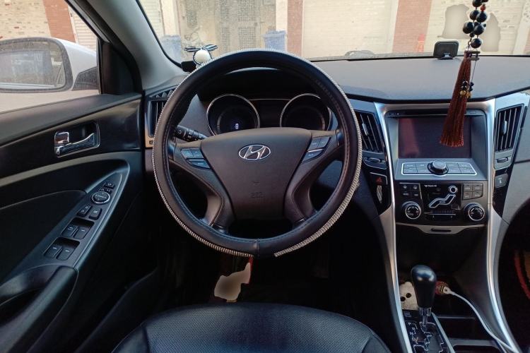 Used Hyundai Sonata 2013 2.0L Automatic Luxury Edition

