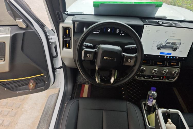 Used iCAR V23 2026 Model 401 Two-Wheel Drive Super Sports Edition Steering Wheel