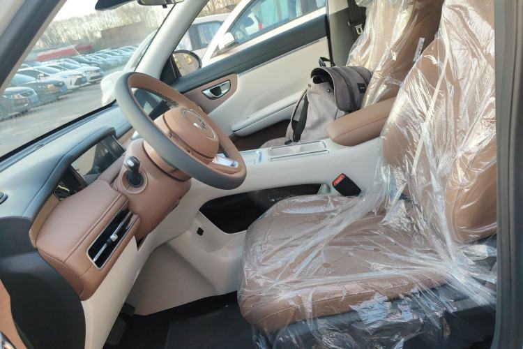 Used Wuling Bingo S 2025 Model 325km Deluxe Edition