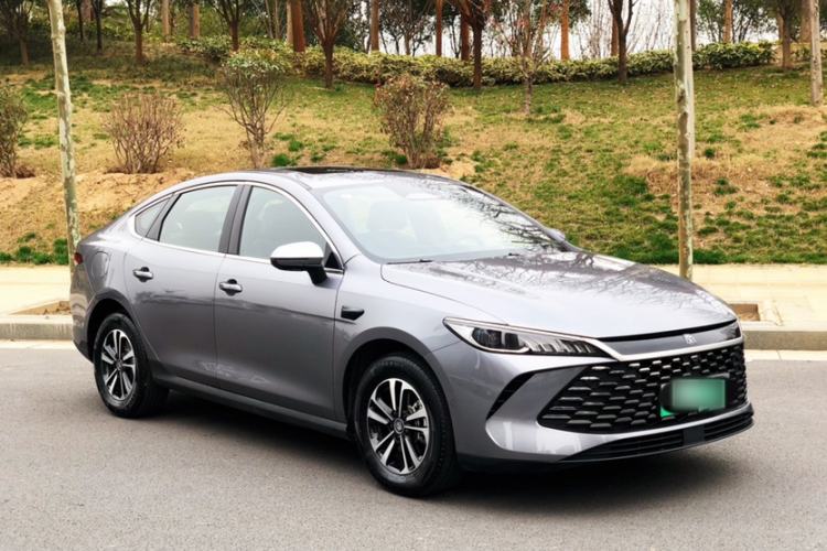 Used BYD Qin PLUS 2025 DM-i Smart Drive 120KM Superior Model