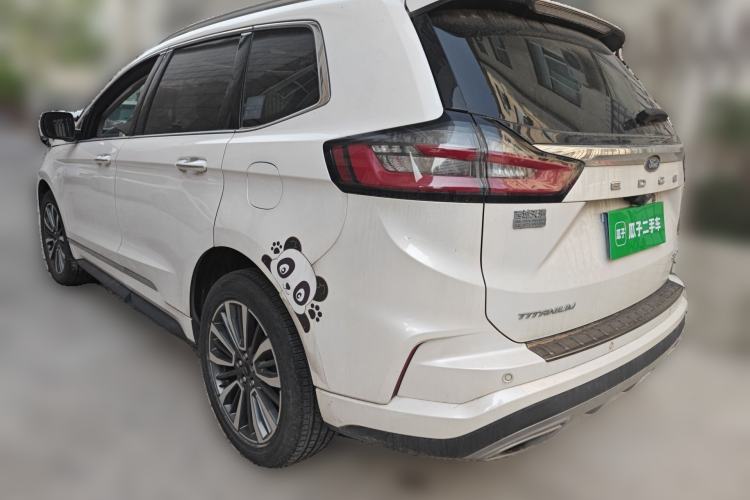 Used Ford Edge 2021 PLUS EcoBoost 245 Two-Wheel-Drive Titanium 7-Seater
