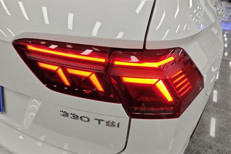 Used Volkswagen Tiguan L 2022 330TSI Automatic Two-Wheel Drive R-Line Enhanced Edition
