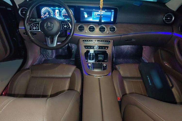 Used Mercedes-Benz E-Class 2020 E 260 L
