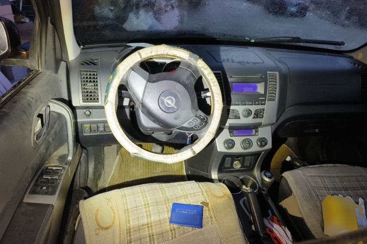 Used Haima Qishi 2010 2.0L Urban Elite Edition Steering Wheel
