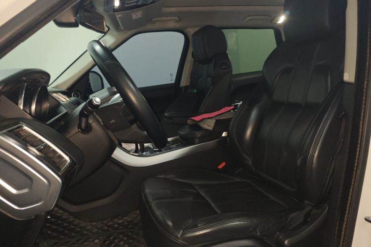 Used Land Rover Range Sport 2016 3.0 SC V6 HSE Left Front Seat