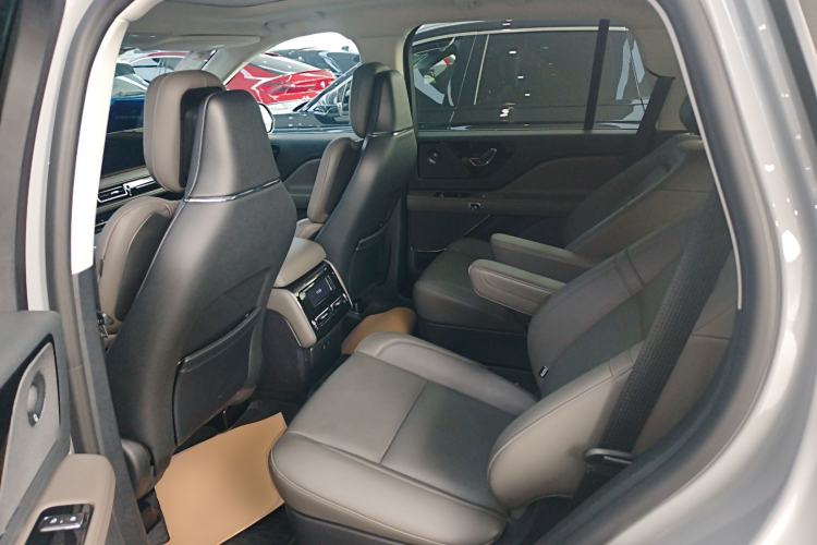 Used Lincoln Aviator 2024 3.0T V6 All-Wheel-Drive Luxury Edition Six Seats
