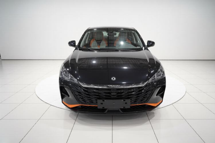 Used Dongfeng Aeolus Yixuan 2023 Mach Edition 1.5L Automatic Chasing Shadow Version Front