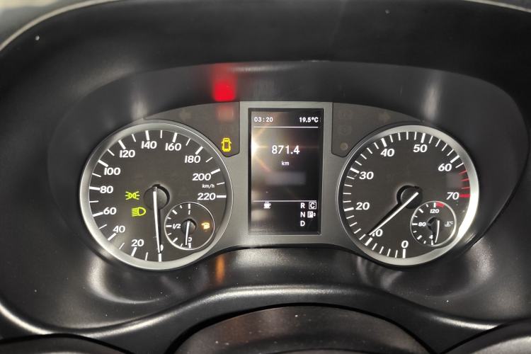 Used Mercedes-Benz Vito 2016 2.0T Business Edition
