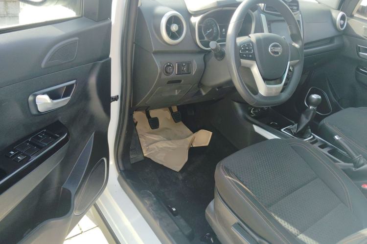 Used SWM X3 2020 1.5L Manual Value Edition 7 Seats
