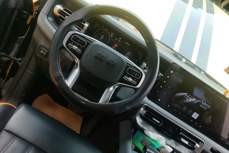 Used BAIC Off-Road BJ40 2024 2.0T All-New Urban Hunter Edition Chivalrous Style
