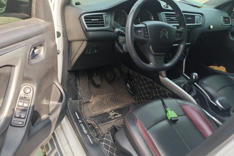 Used Citroen C3-XR 2015 1.6L Manual Pioneer Model Interior 3