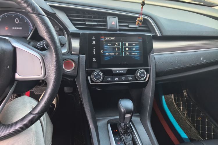 Used Honda Civic 2019 220TURBO CVT Dynamic Edition China VI Audio And AC Panel