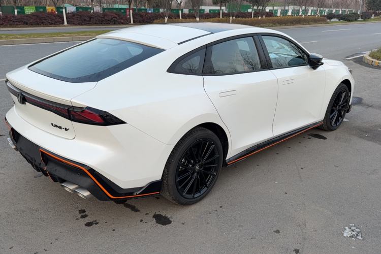 Used Changan UNI-V 2024 2.0T High-Performance Version