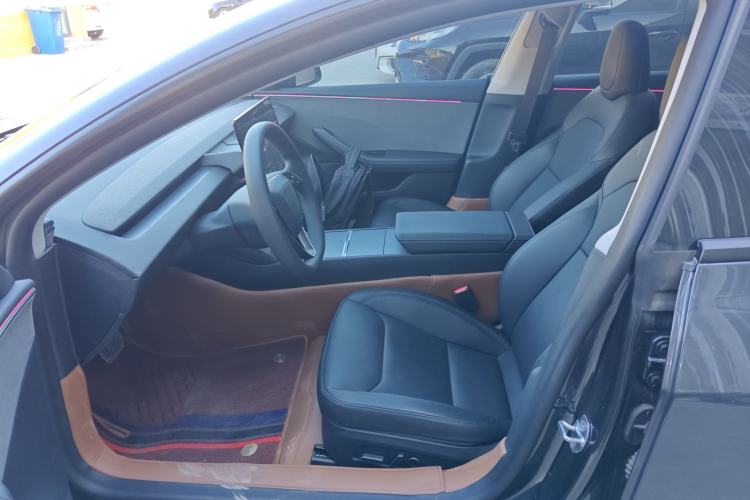 Used Tesla Model 3 2025 Rear-Wheel-Drive Version