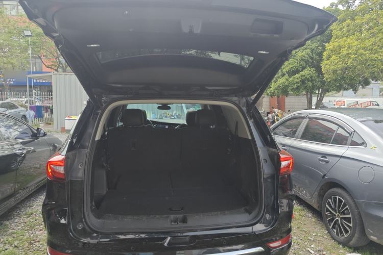 Used Buick Enclave 2022 652T Two-Wheel-Drive Prestige 7-Seater Trunk