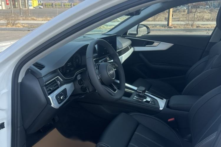 Used Audi A4L 2023 40 TFSI Fashion Dynamic Model